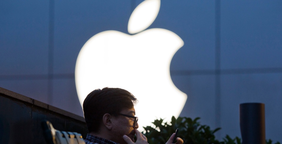 Минюст США подал иск против Apple из-за ограничений в iPhone