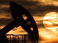 МЭА понизило прогноз роста спроса на нефть в 2024 г. до 1,2 млн б/с